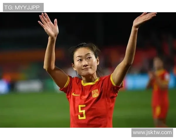 中国女足明星球员的崛起与成就探讨及其对足球发展的影响 中国女足明星球员的崛起与成就探讨及其对足球发展的影响