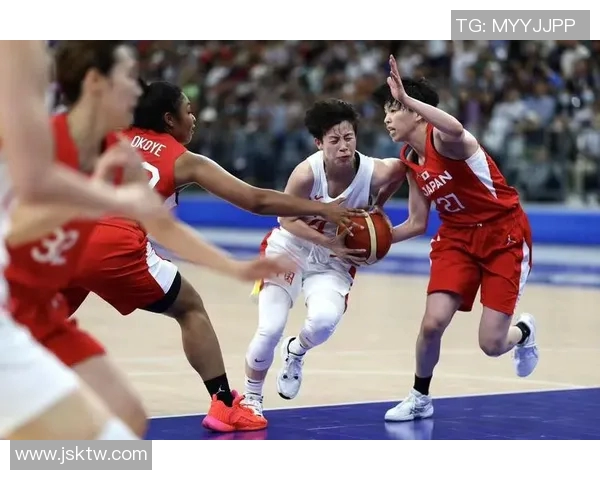 广东女篮与辽宁女篮巅峰对决谁将赢得这场激烈的篮球盛宴 广东女篮与辽宁女篮巅峰对决谁将赢得这场激烈的篮球盛宴