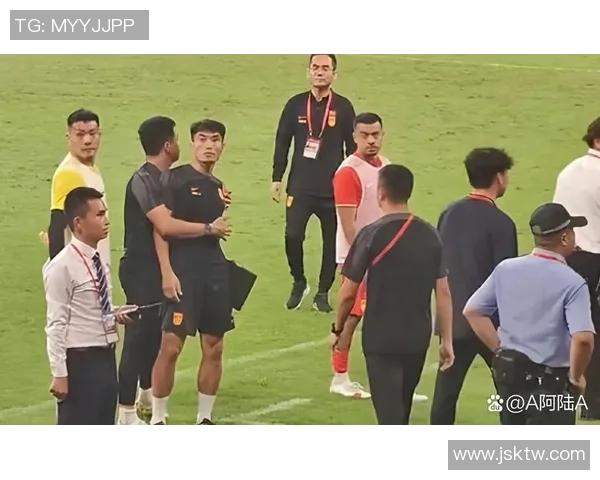 中国足球明星的纹身艺术与个人故事的深度解读与文化象征探讨